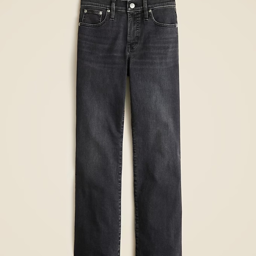 Mid rise cropped lockout jean size 31